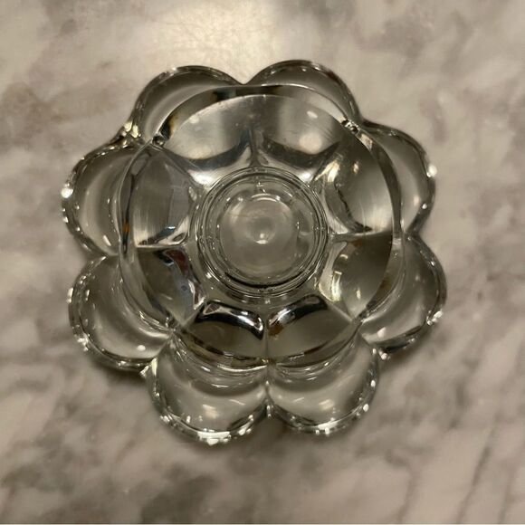 Pair of Vintage Heisey Glass Crystolite Flower Candlesticks - Picture 4 of 5